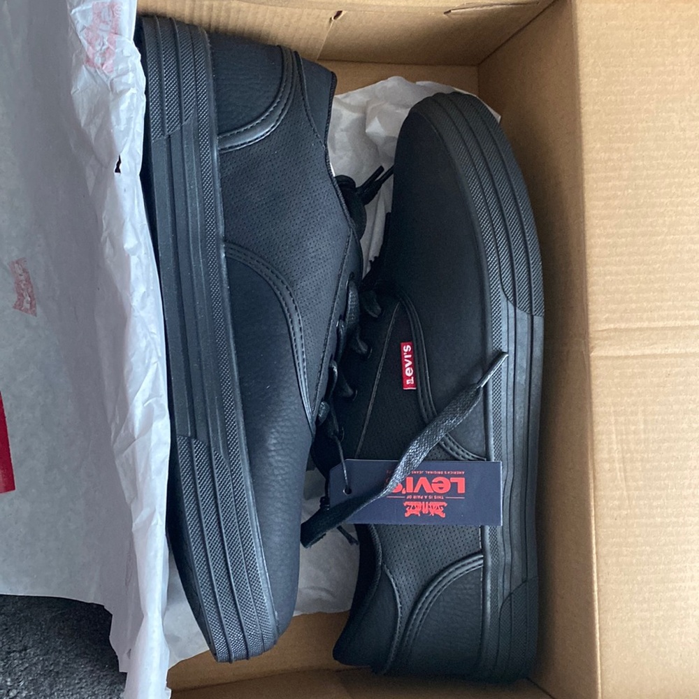Mens levis shoes